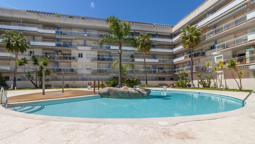 Port Canigo Apartments Roses Esterno foto
