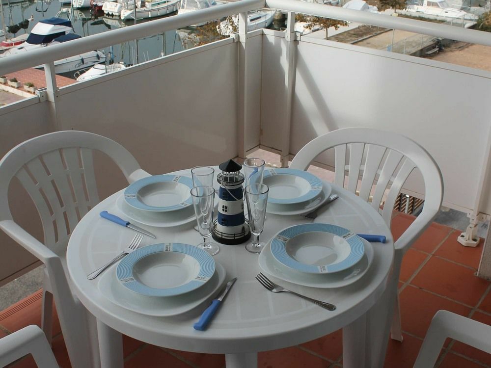 Port Canigo Apartments Roses Esterno foto